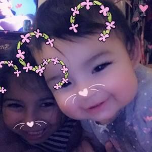 Meet your Posher, Elizbeth